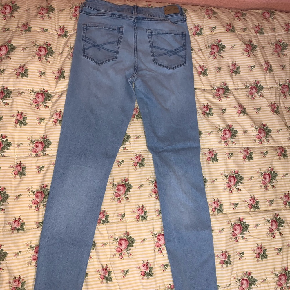 Jeans - Picture 2 of 4